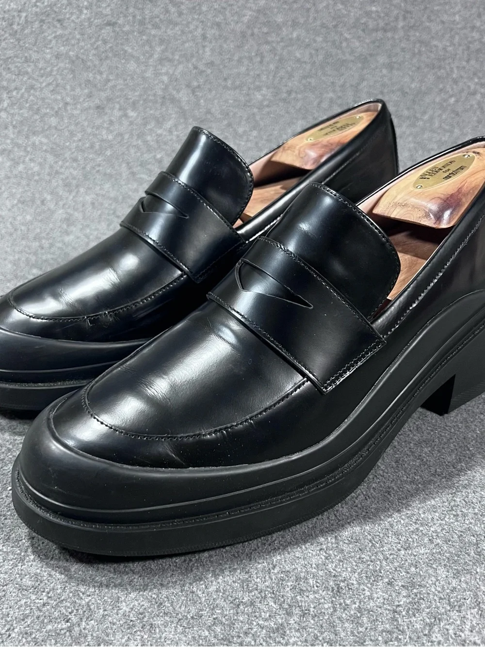 Cole Haan Women's Westerly Black Leather Block Heeled Lug Sole Loafers Size 10 B